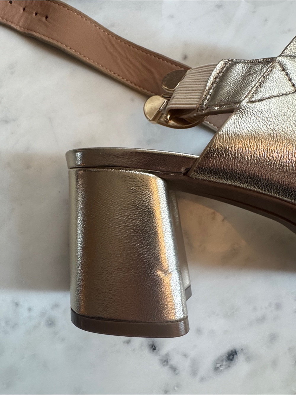 Aerosoles Camera Gold - Picture 10 of 11